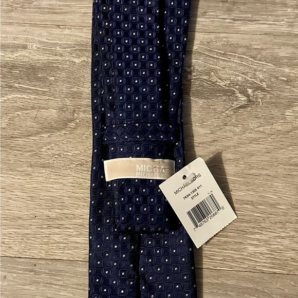 Michael Kors Textured Navy Tie - Picture 3 of 6